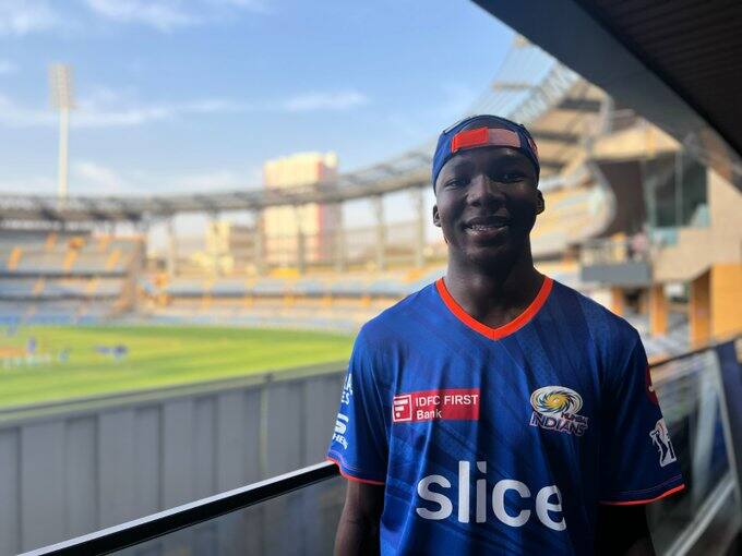 South African U-19 quick Kwena Maphaka struggled on his IPL debut [X.com]