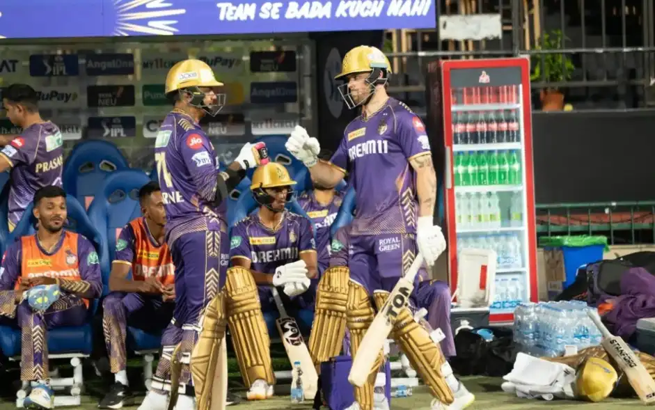Sunil Narine and Phil Salt got KKR off to a great start agains RCB [iplt20.com]