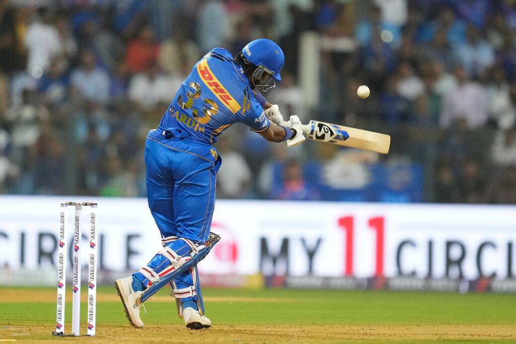 Pandya scored 34 runs at Wankhede (AP)

