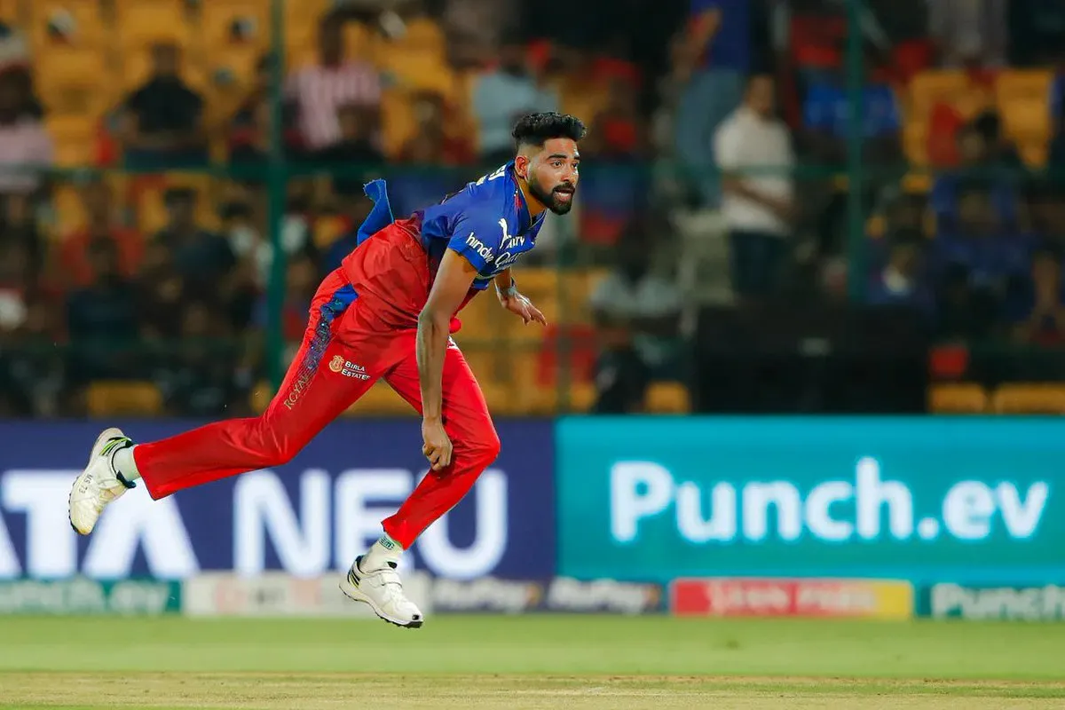 Siraj has had a forgettable IPL campaign [AP]
