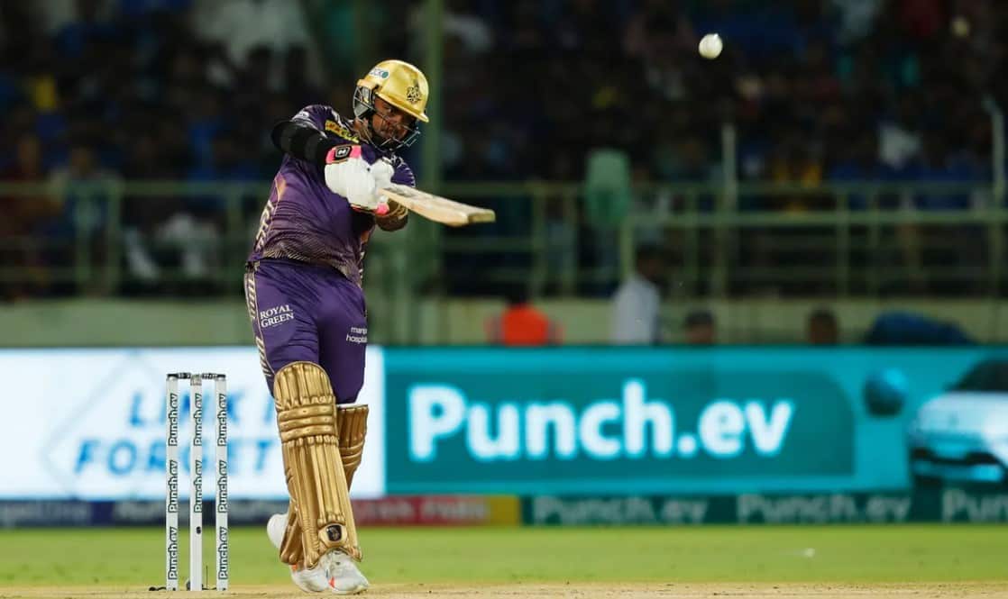 Sunil Narine brought the house down with his blistering knock (IPLT20.com)