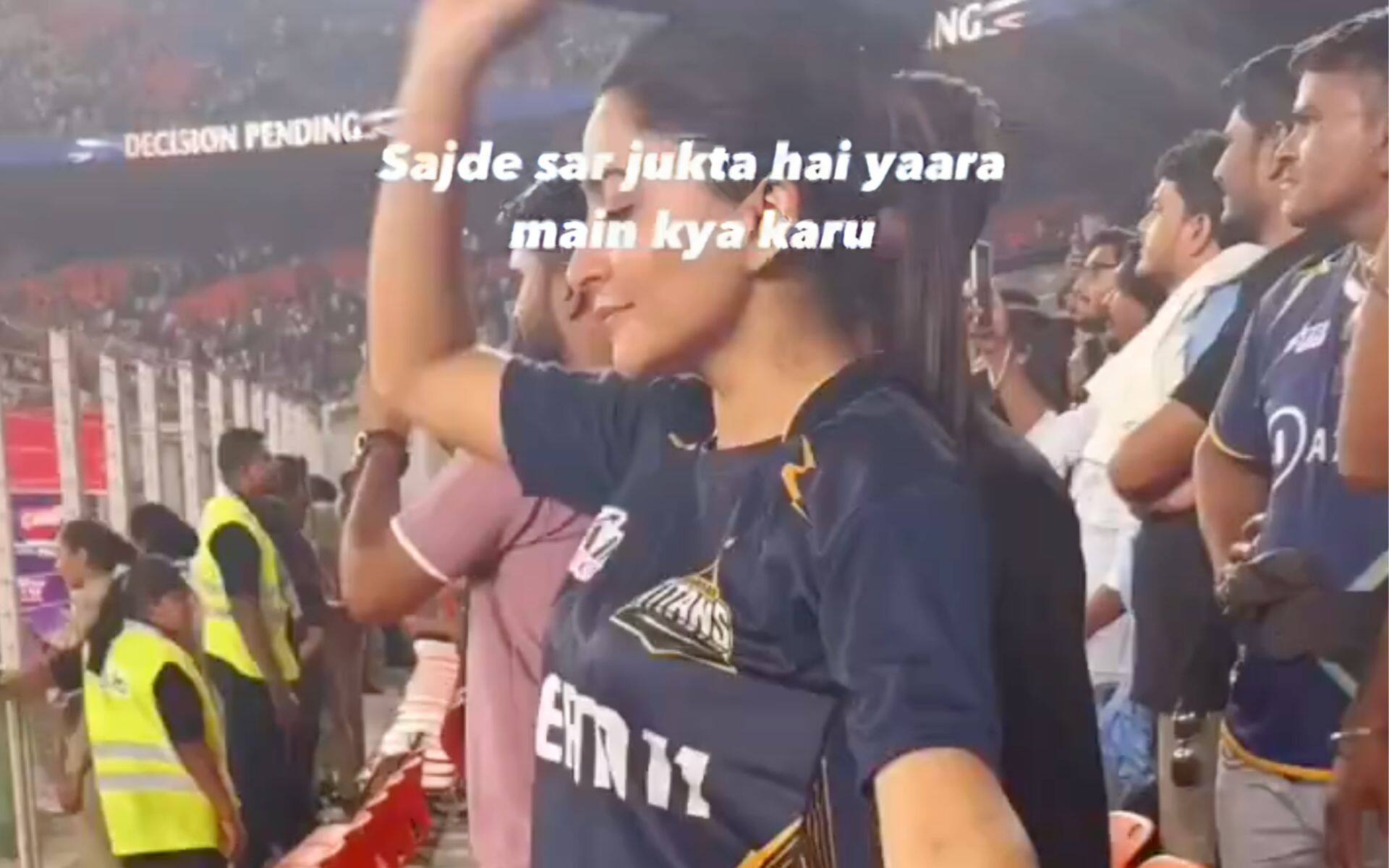 Shubman Gill's fangirl celebrating his favourite in Ahmedabad (x.com)