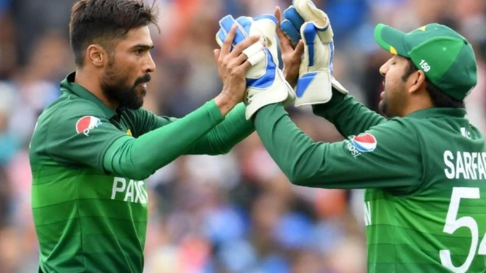Amir with Sarfaraz Ahmed [X.com]