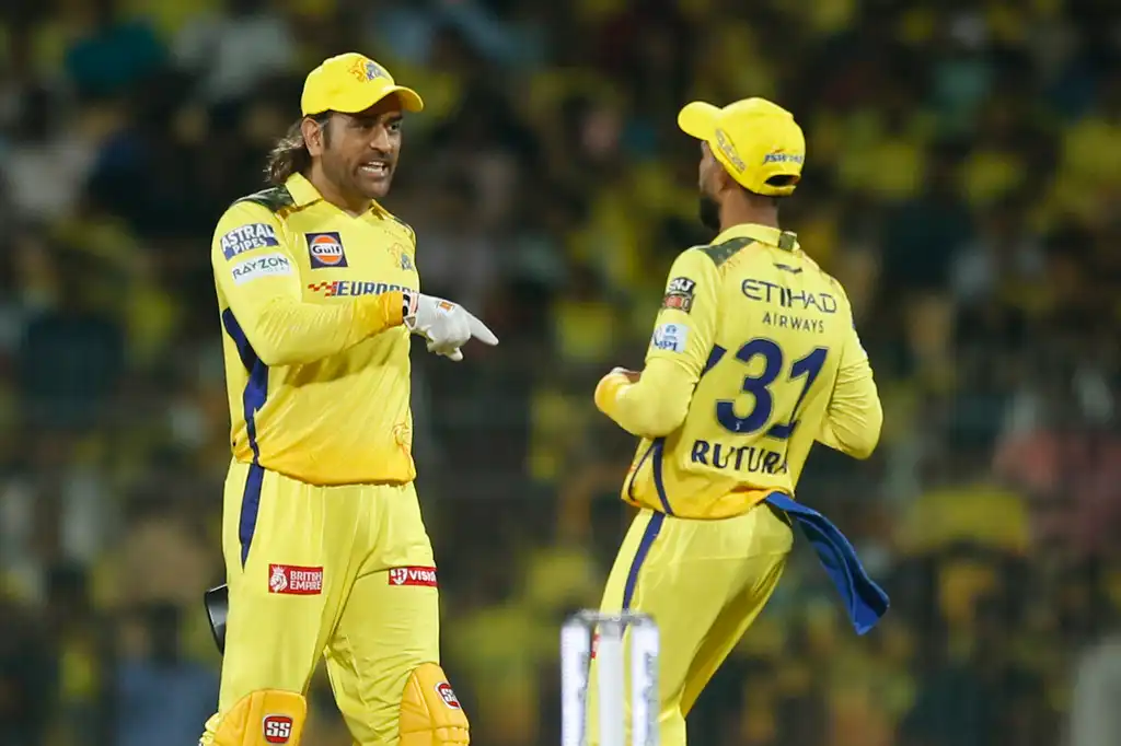 MS Dhoni and Ruturaj Gaikwad [AP]