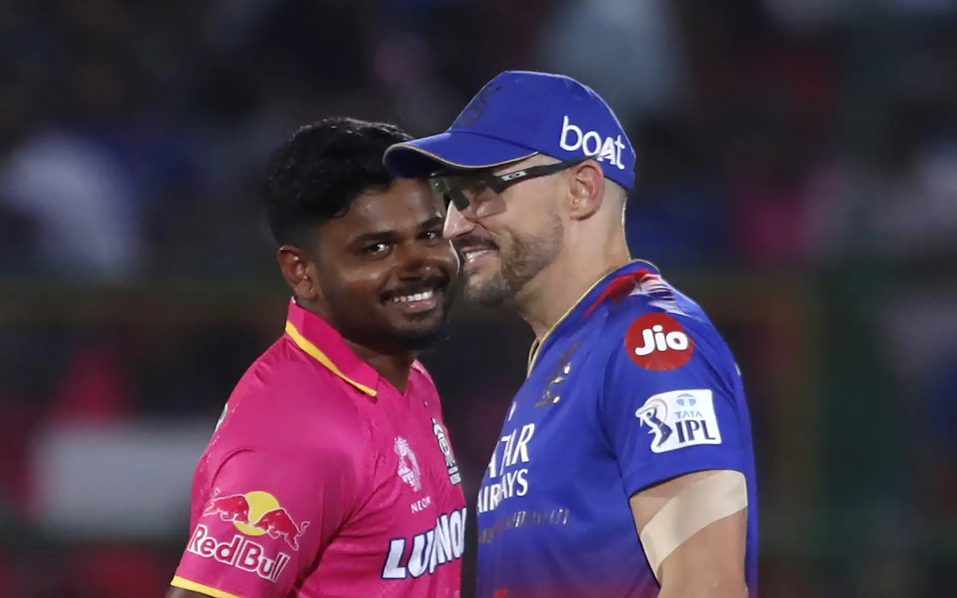 Sanju Samson and Faf du Plessis at the toss (Source: AP Photo)