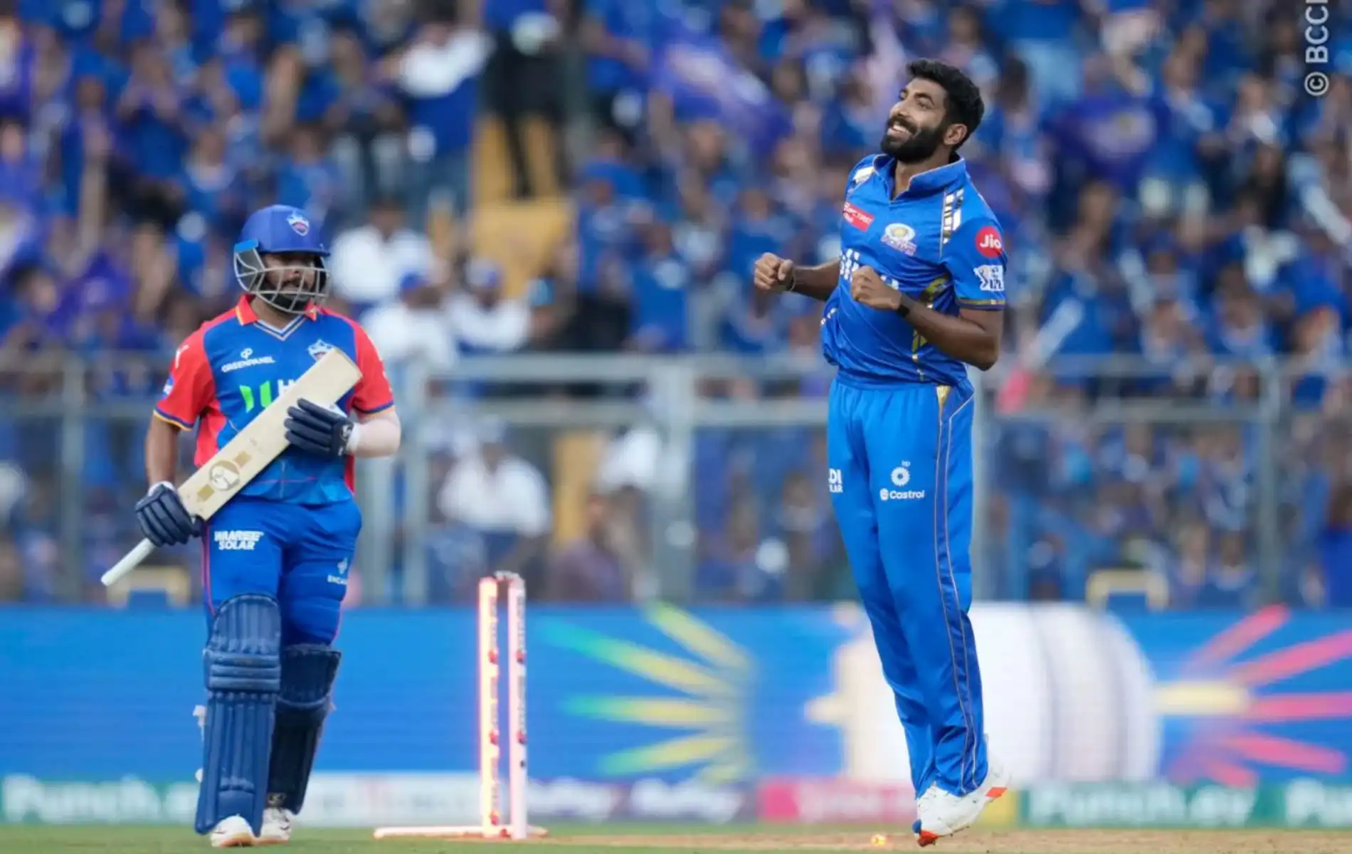 Bumrah ended his figures with 4-0-22-2 against DC (X)
