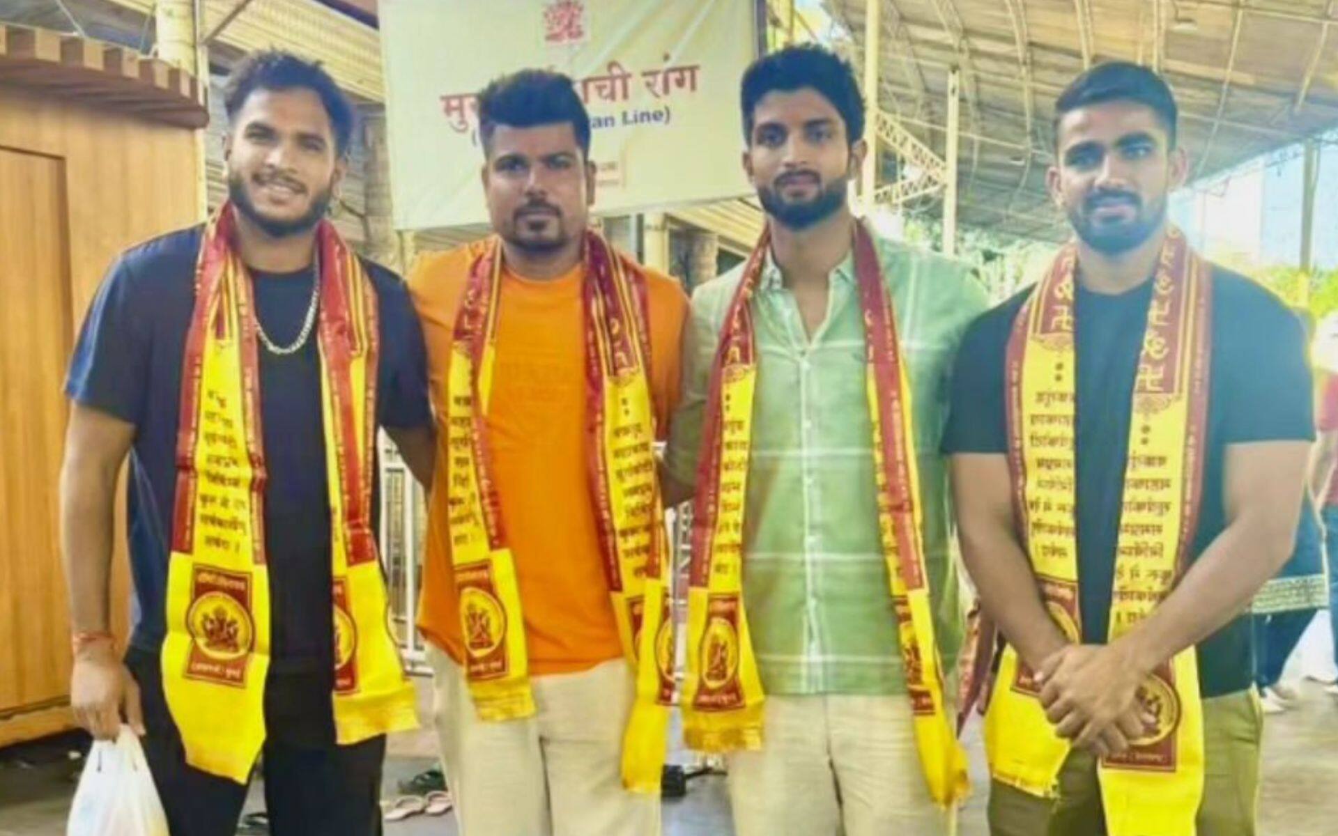 RCB players at Siddhivinayak Temple (x.com)