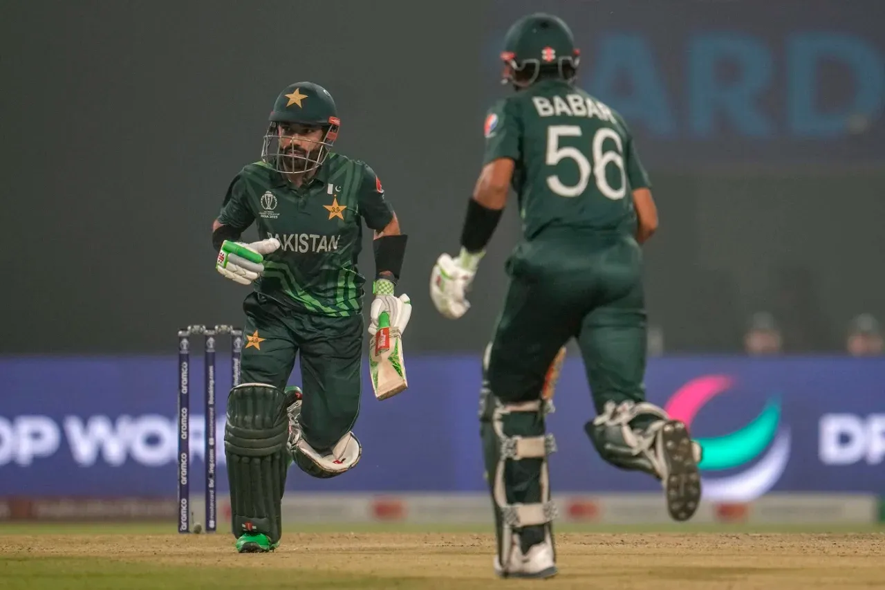 Mohammad Rizwan and Babar Azam took part in Pakistan's physical fitness camp in Kakul (AP)