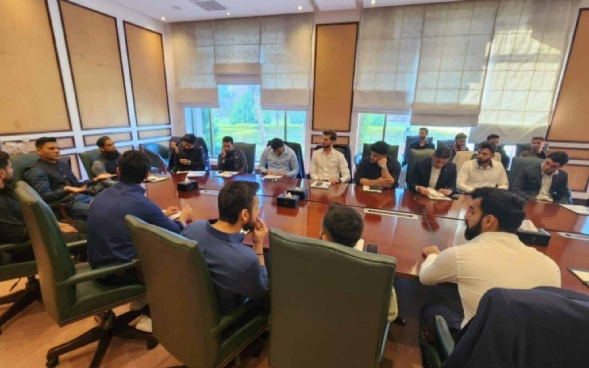 PCB selection committee with Pakistan players (x.com)
