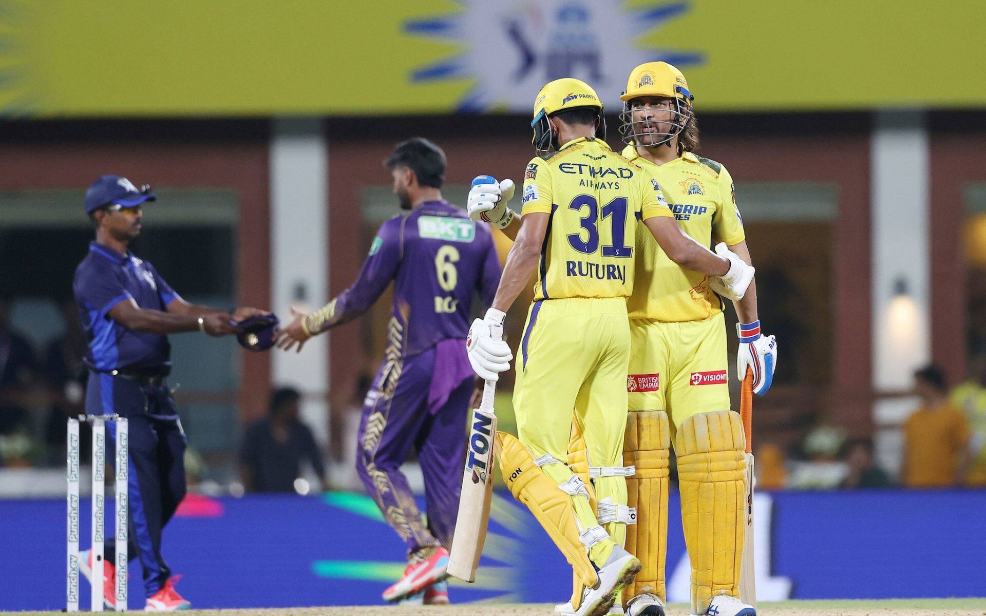 Ruturaj Gaikwad celebrates KKR win with MS Dhoni (X.com)