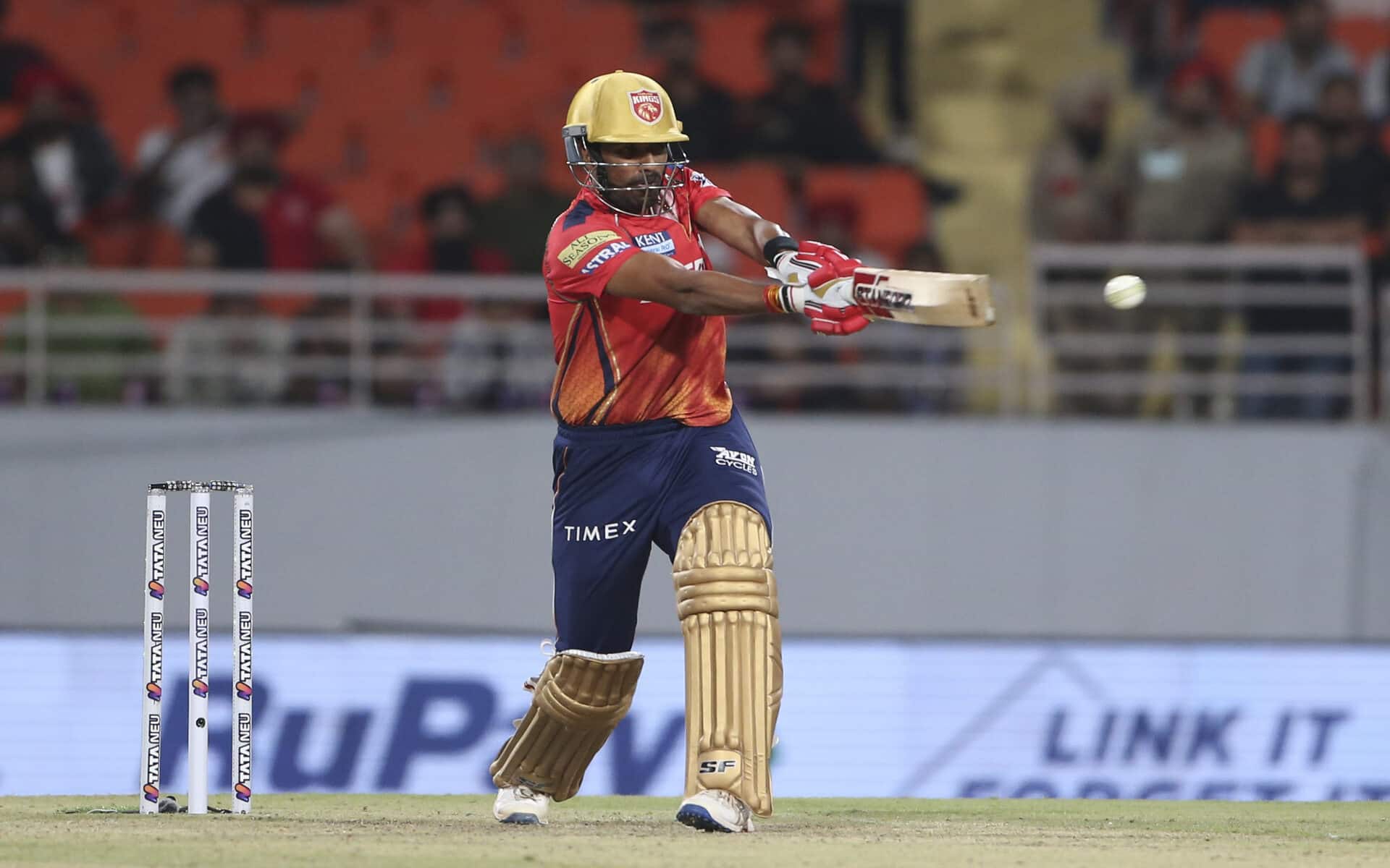 Shashank Singh taking on SRH bowlers (Source: AP Photo)