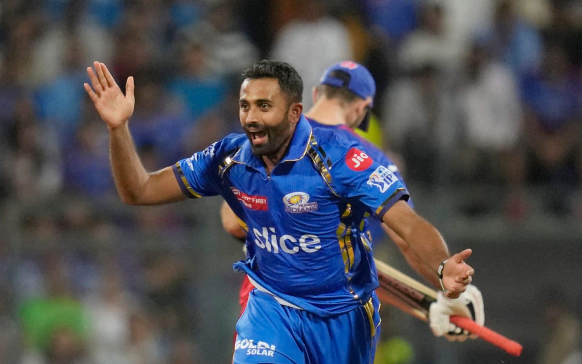 Shreyas Gopal celebrating Maxwell's wicket (AP Photo)