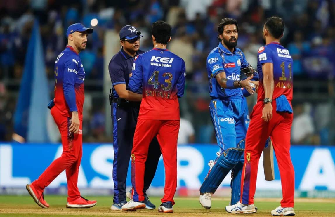 Mumbai defeated RCB by 7 wickets on Thursday (IPLT20.com)