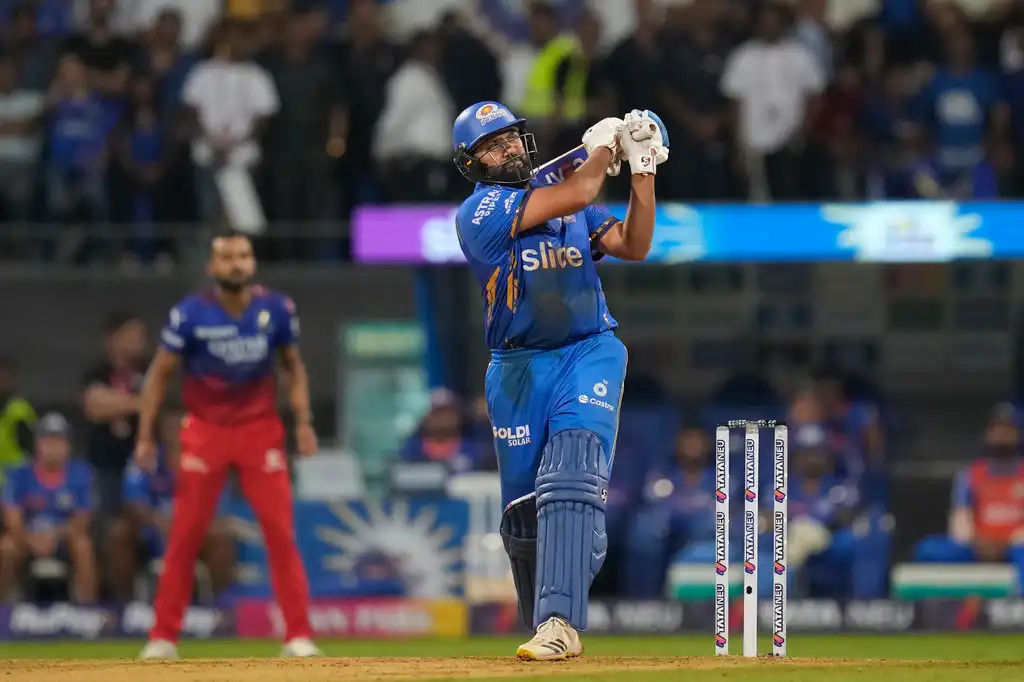 'Should Retire Immediately...’ Netizens Lambasts Rohit For His Slow Knock Vs RCB