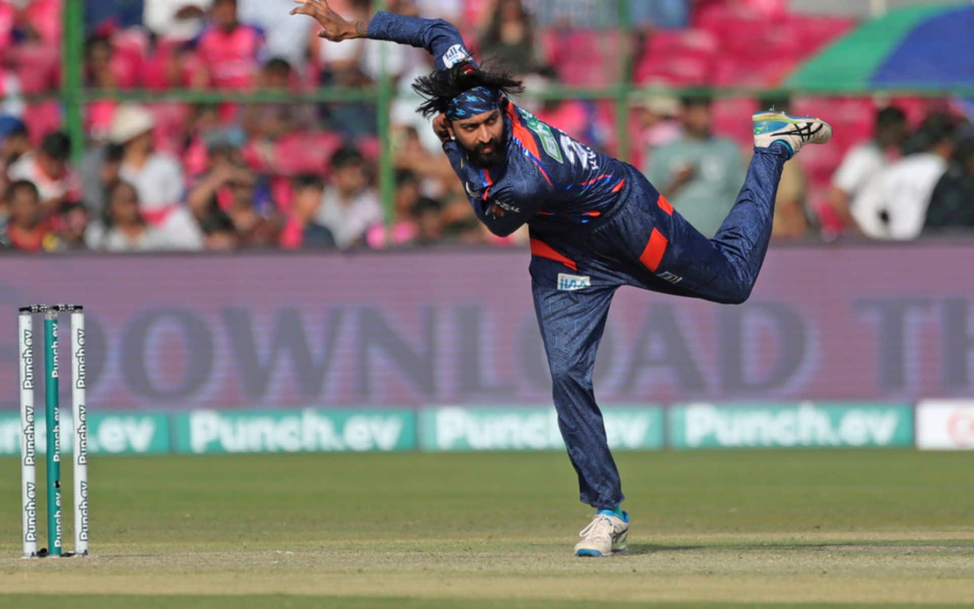 Krunal Pandya bowling in IPL 2024 [AP Photos]