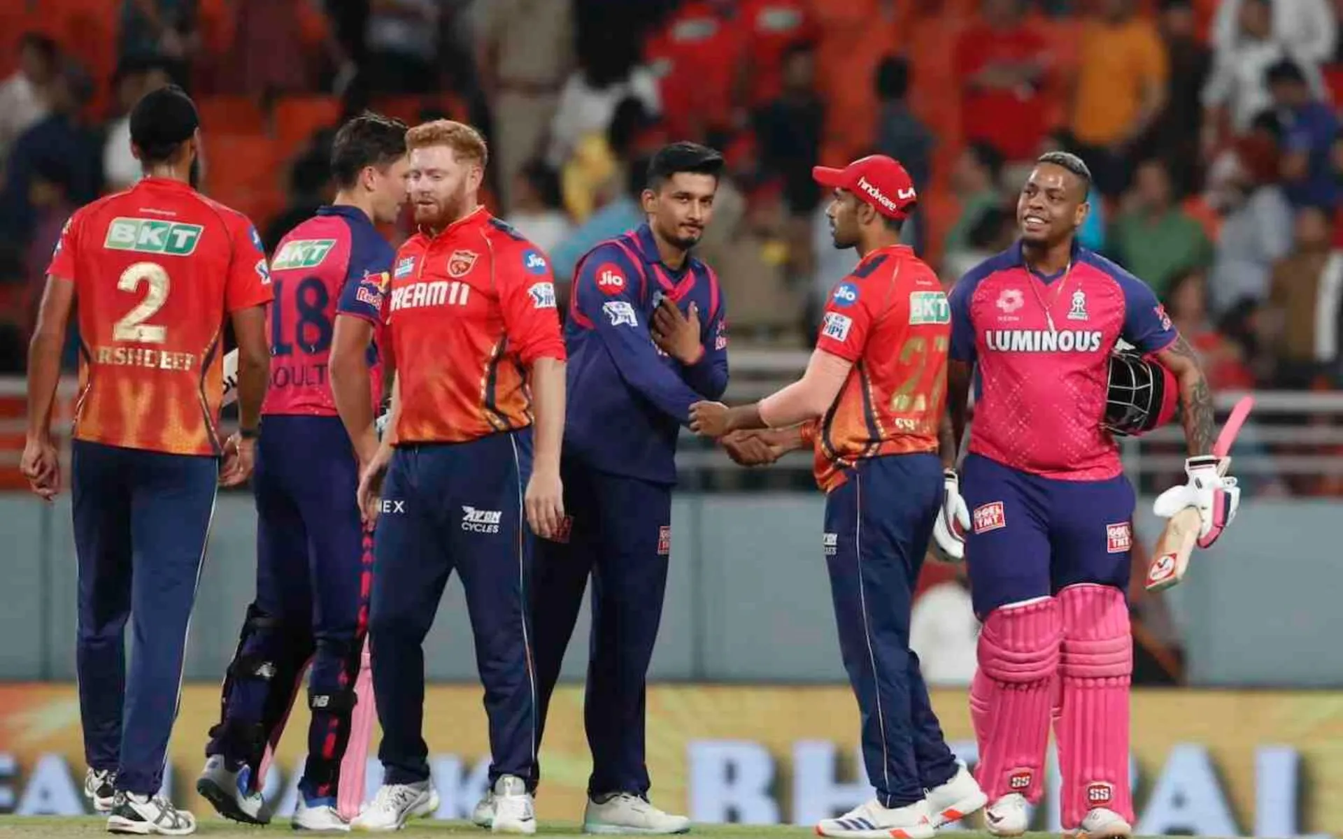 RR-PBKS players shake handshakes after the match (X.com)
