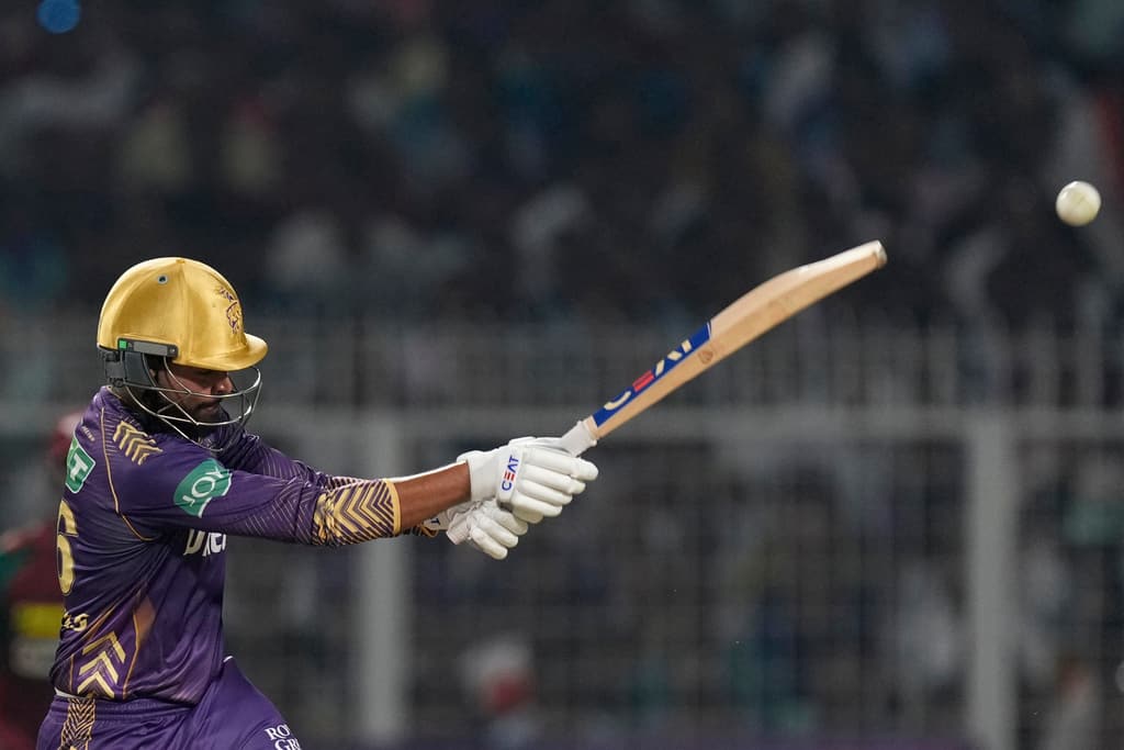 Shreyas Iyer departed after just 11 runs off 7 runs (AP News)
