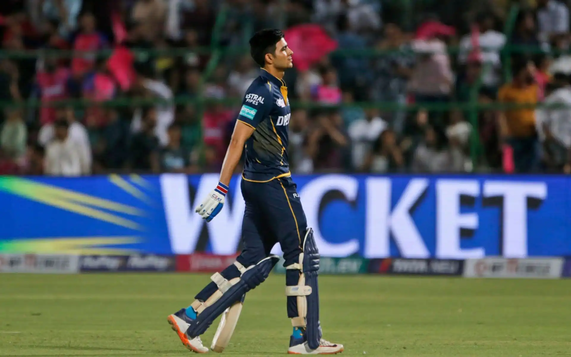 Shubman walking back to the sheds after scoring just 8 vs DC (AP)