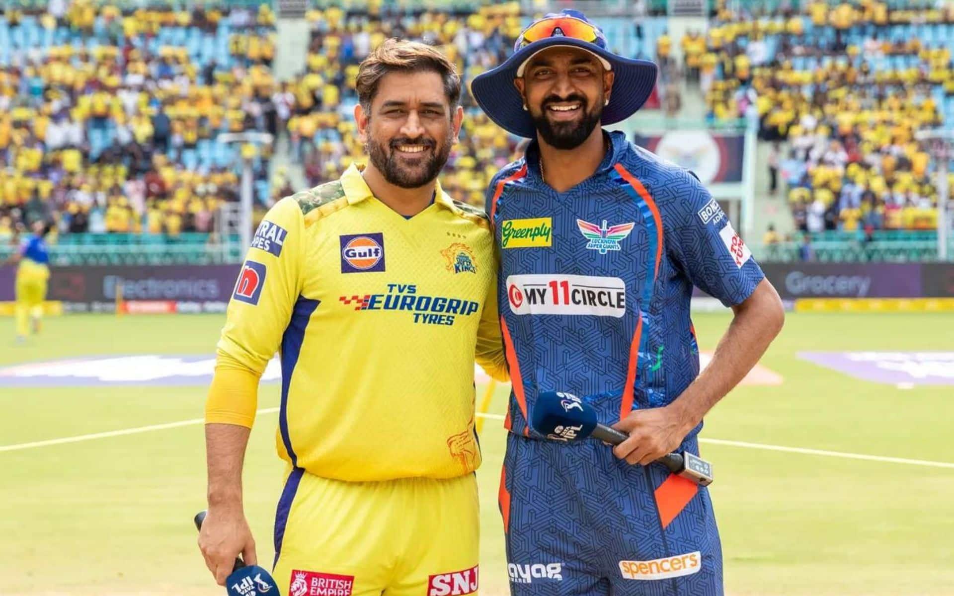 MS Dhoni and Krunal Pandya during toss in IPL 2023 [iplt20.com]