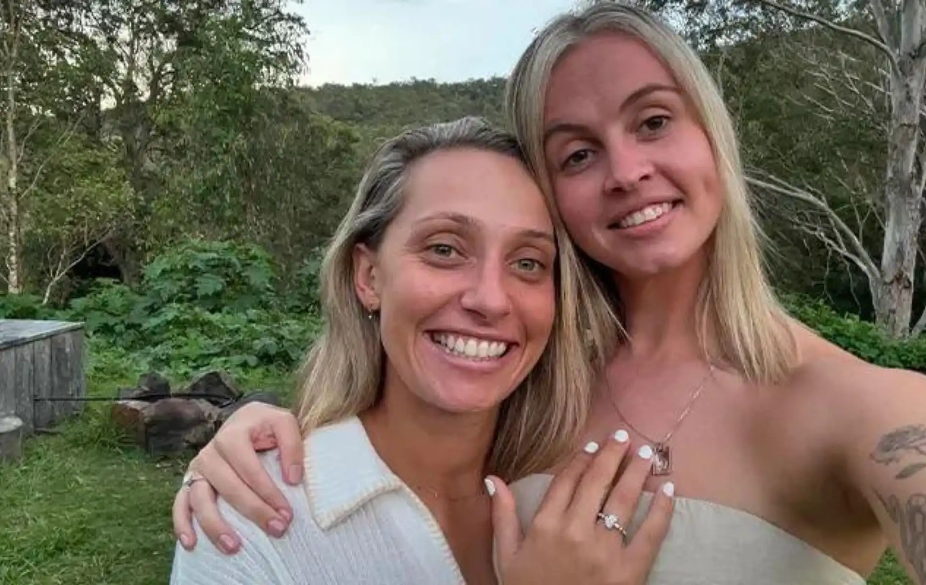 Ashleigh Gardner got engaged to Monica Wright her long time partner (X)