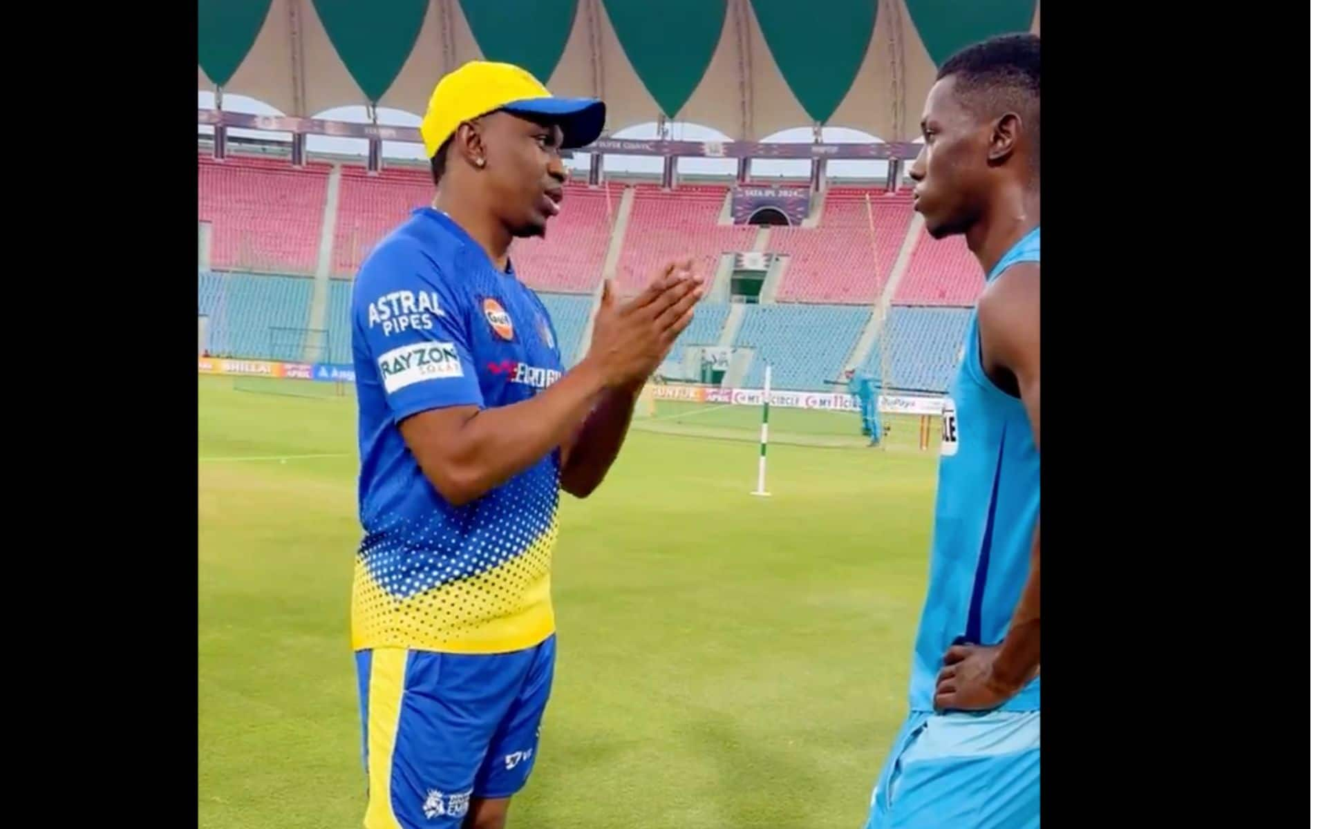 Shamar Joseph with Dwayne Bravo (X.com)