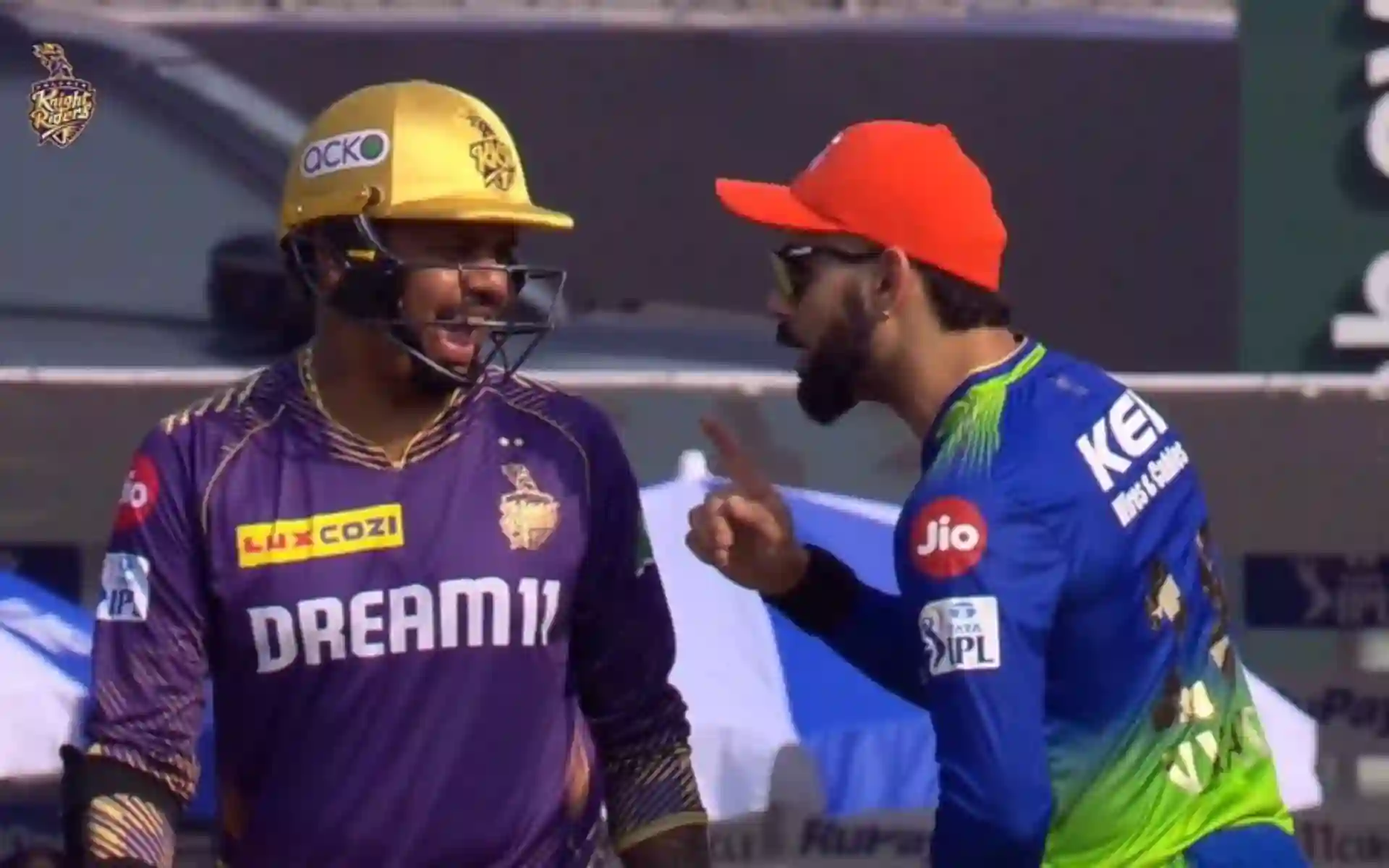 Virat Kohli fooling with Sunil Narine in KKR-RCB clash (X.com)