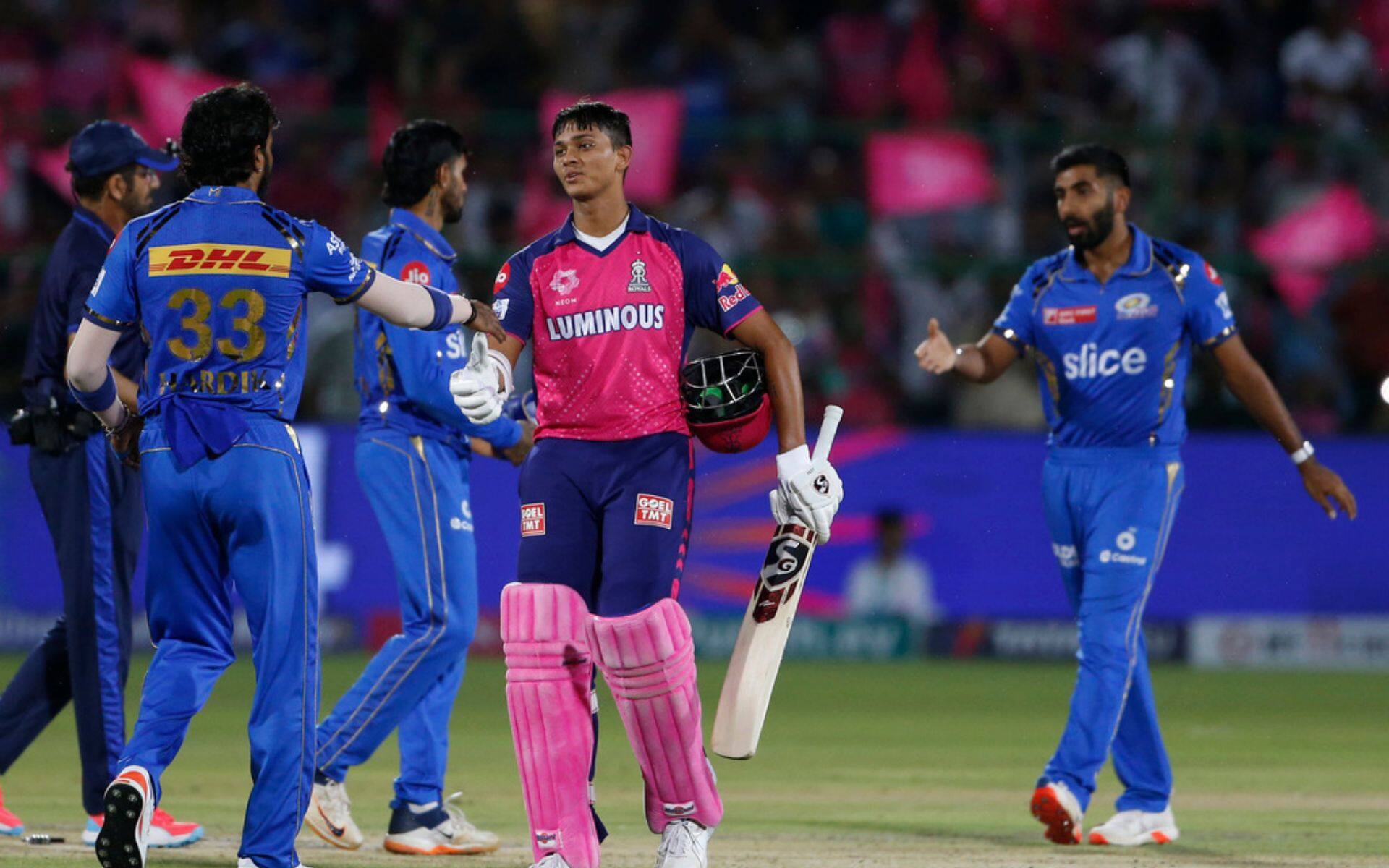 MI players congratulating Jaiswal for his century in IPL 2024 (AP)