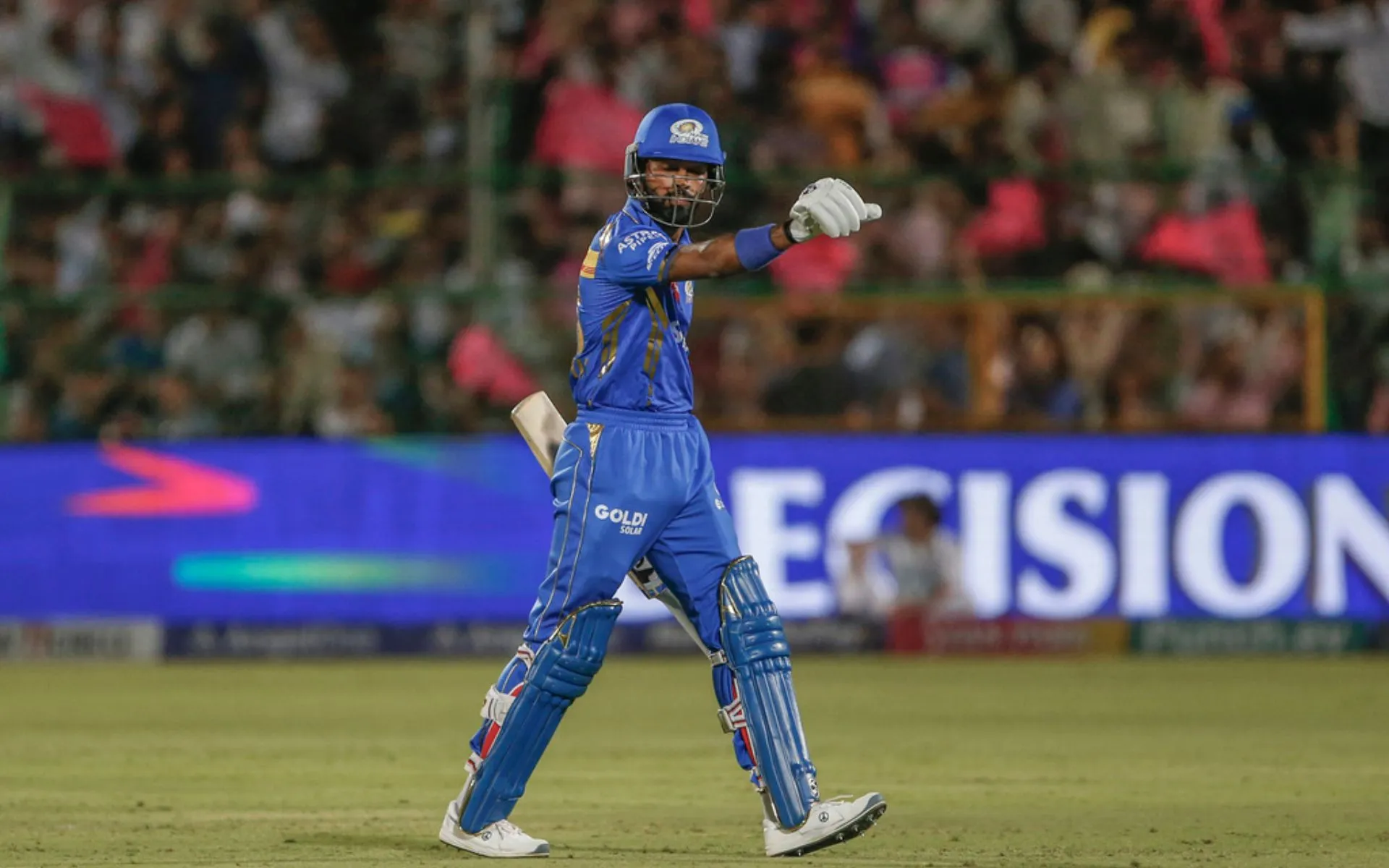 Hardik Pandya scored 10 off 10 against RR (AP)