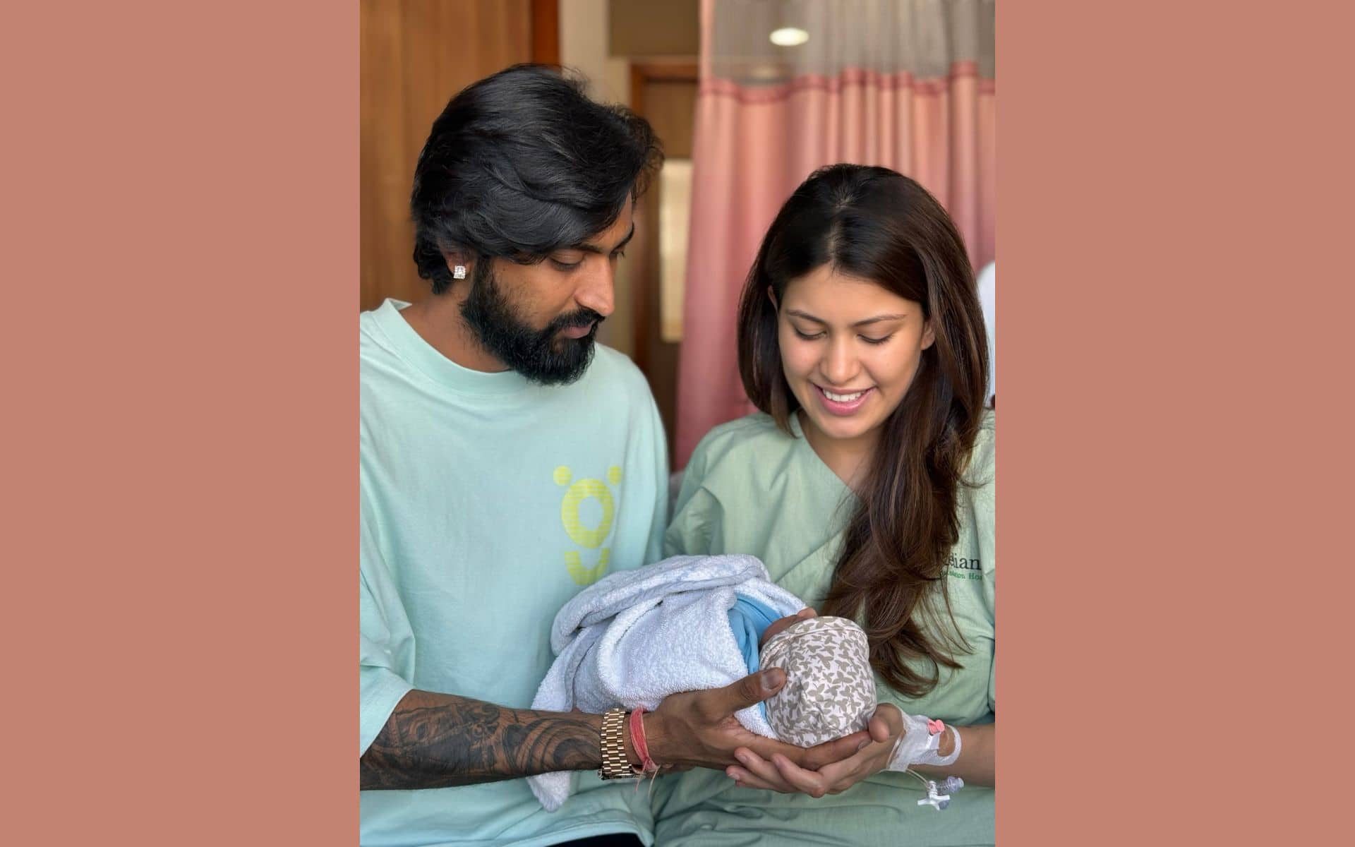Krunal and wife have named their second son Vayu (Instagram)