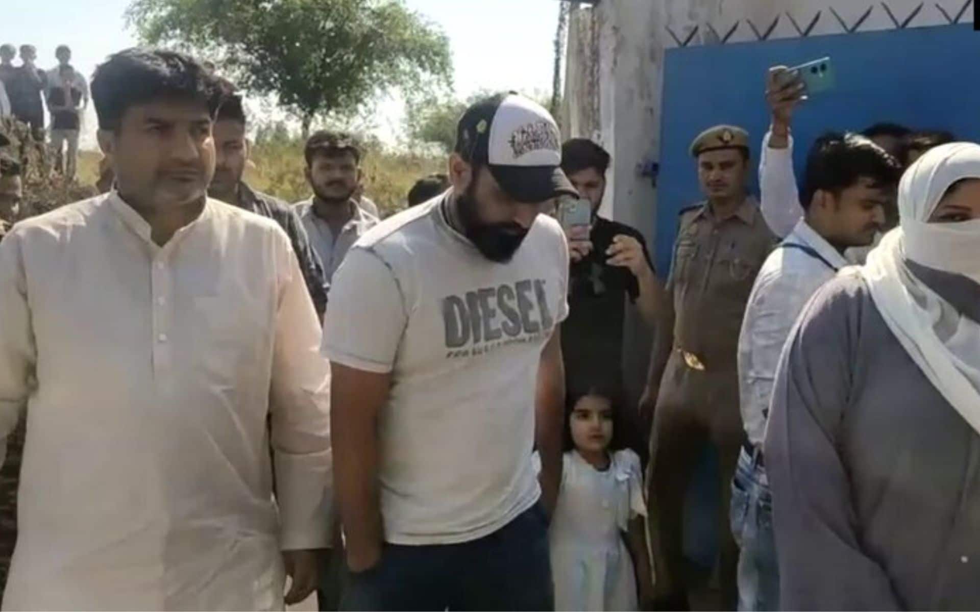 Injured Mohammad Shami Shows Up To Vote In Lok Sabha Elections 2024