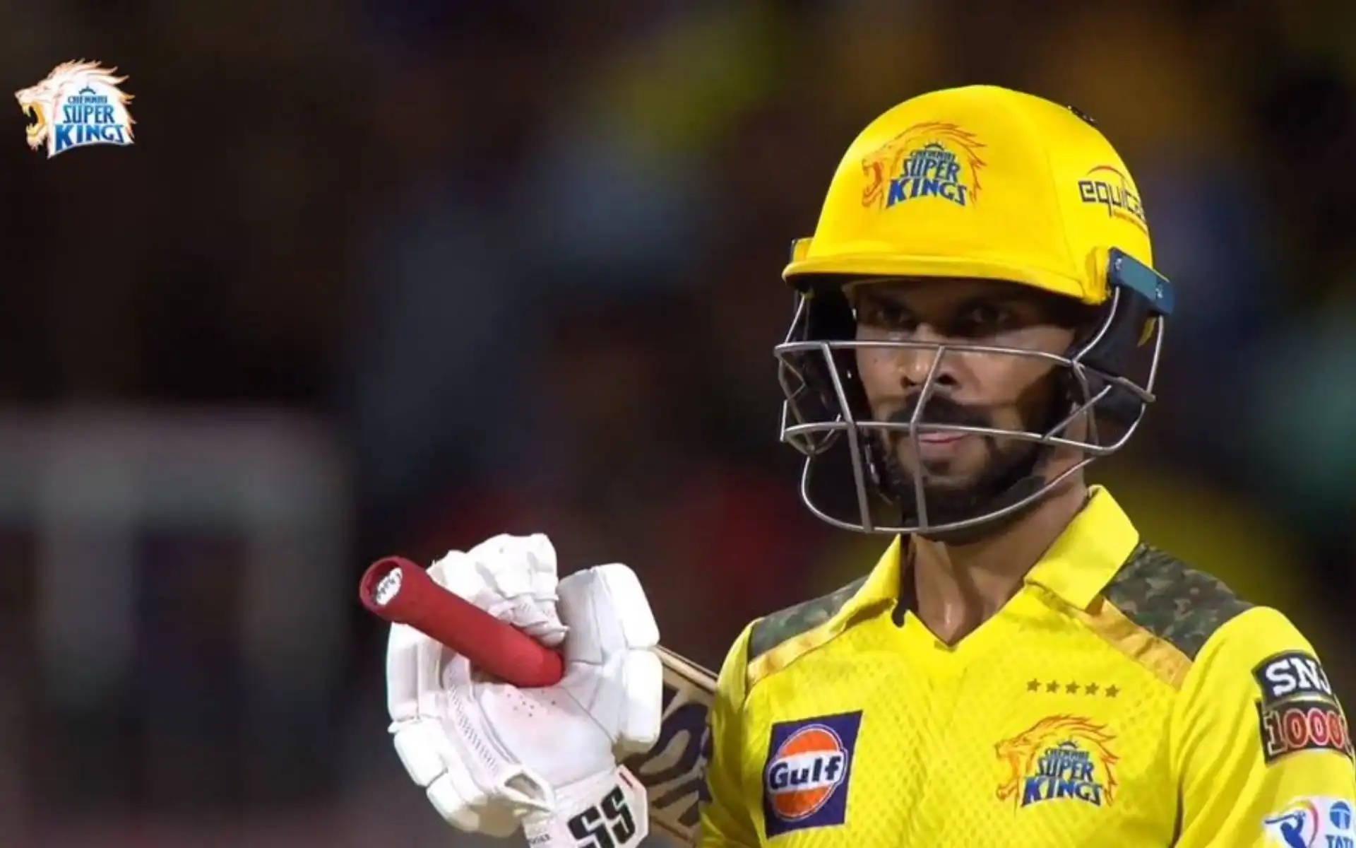 Gaikwad brings up his 50 with a six (x.com)