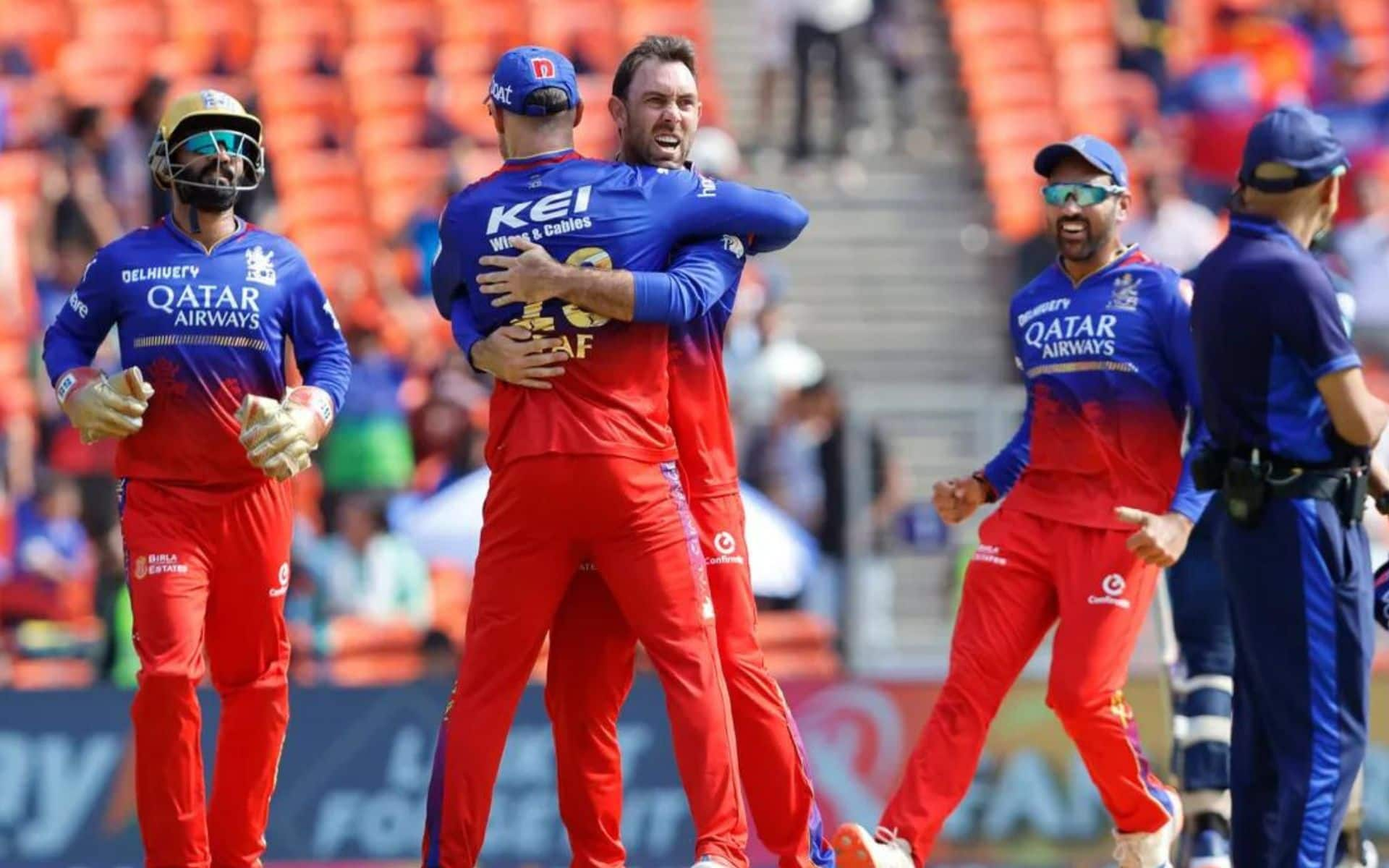 Glenn Maxwell Does Cummins' Silence Gesture [AP]