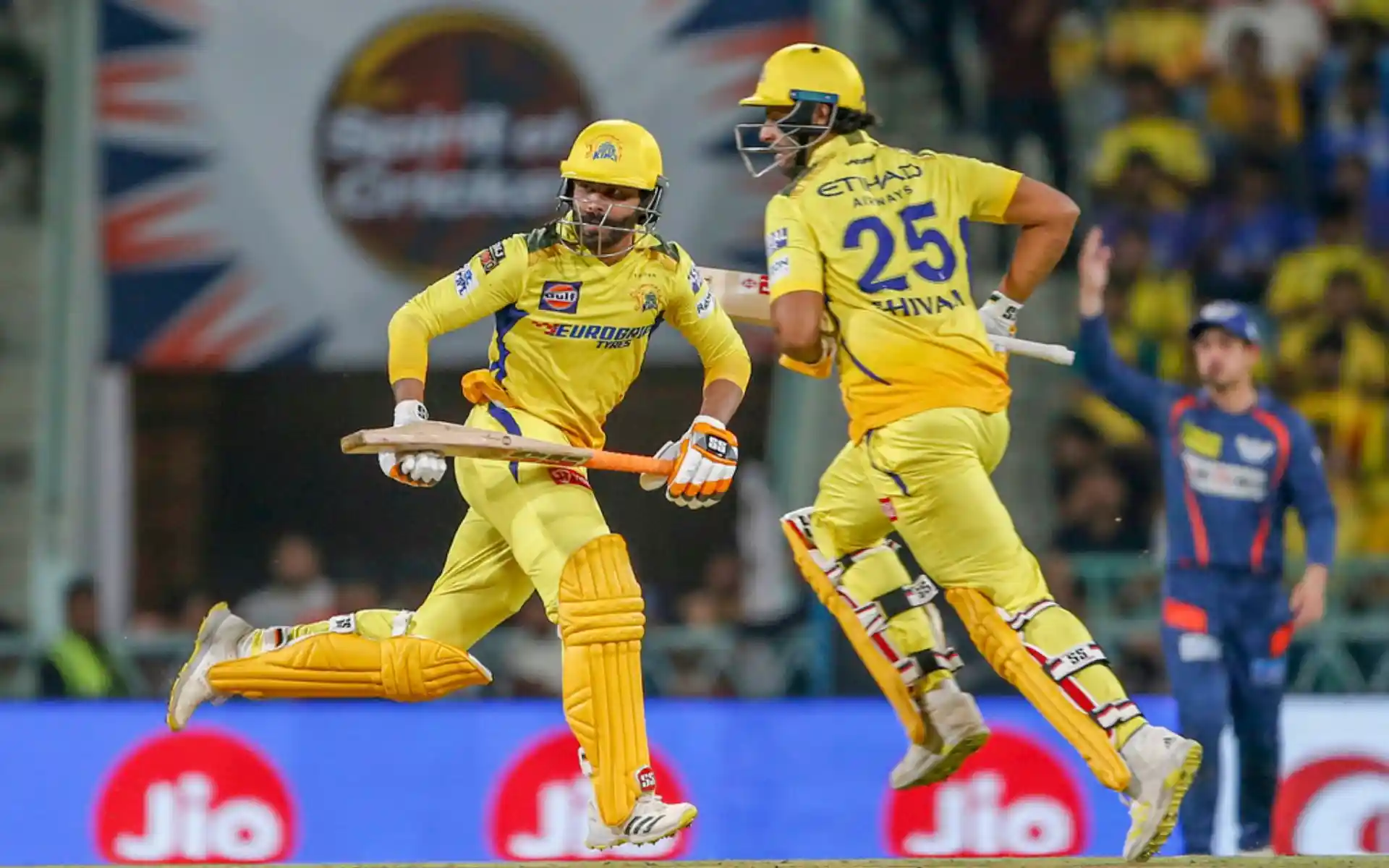 Ravindra Jadeja and Shivam Dube (AP)