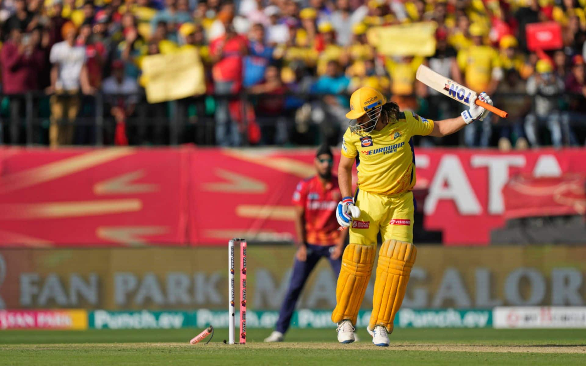 MS Dhoni bagged a golden duck vs PBKS (AP Photo)