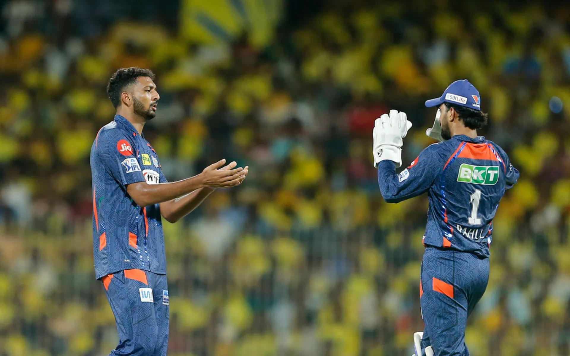 Mohsin Khan with KL Rahul in IPL 2024 (X.com)