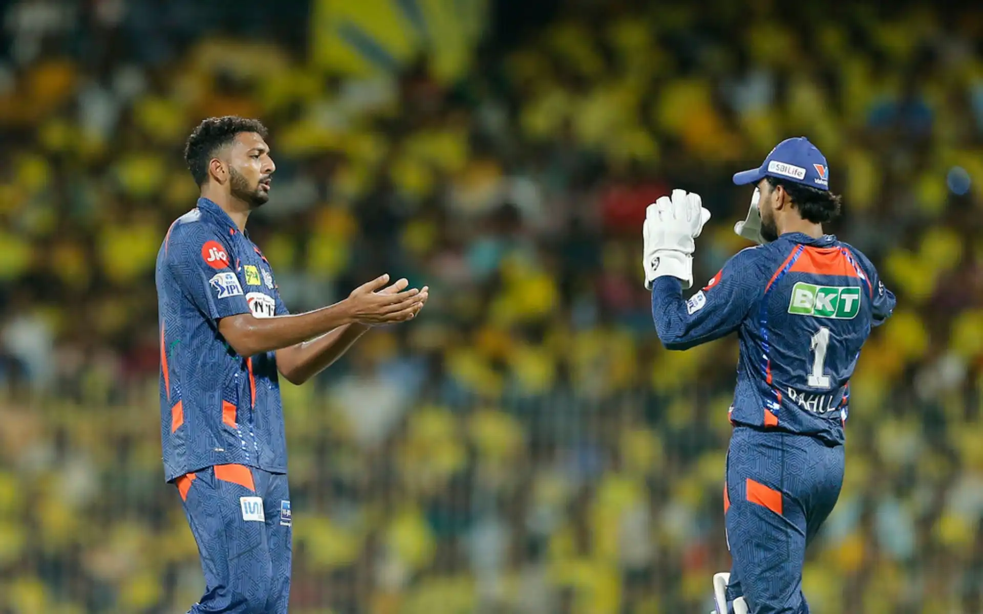 Mohsin Khan with KL Rahul in IPL 2024 (X.com)