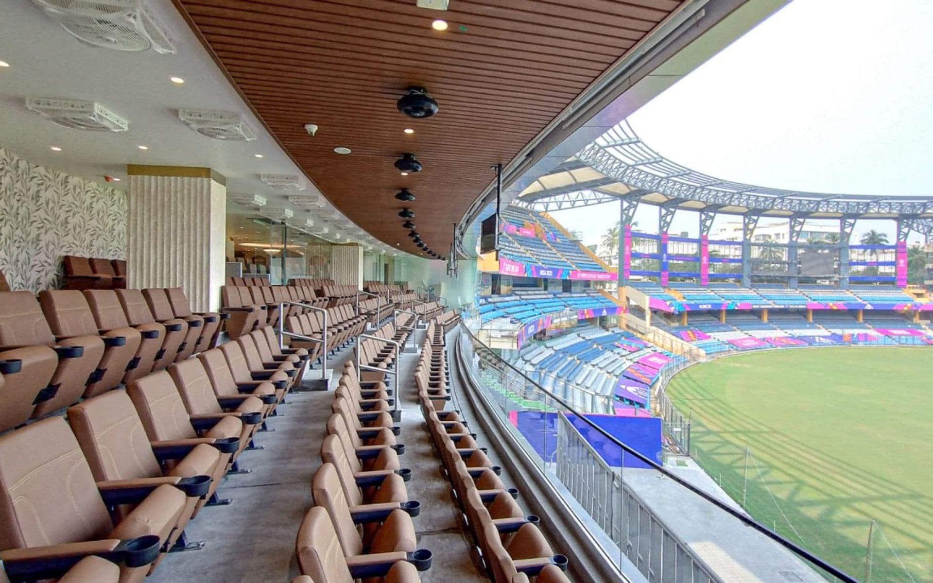 Wankhede stadium has a capacity of 33000 spectators. (LinkedIn)