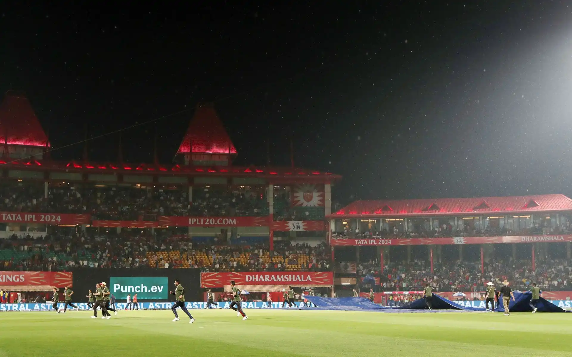 Rain in Dharamsala (X.com)