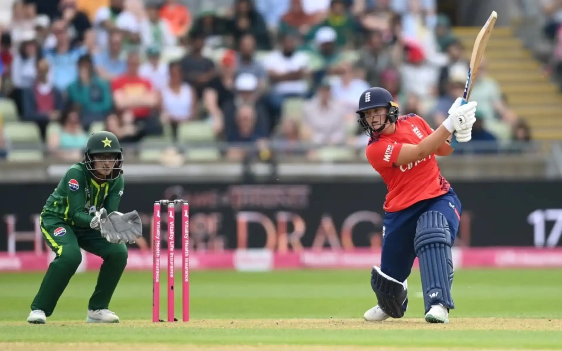 Danielle Gibson also smacked 41* from 21 balls to take England to 163 (x.com)