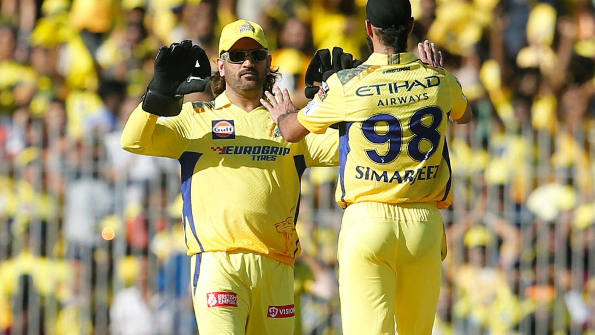 Dhoni celebrating the wicket with Simarjeet [AP]