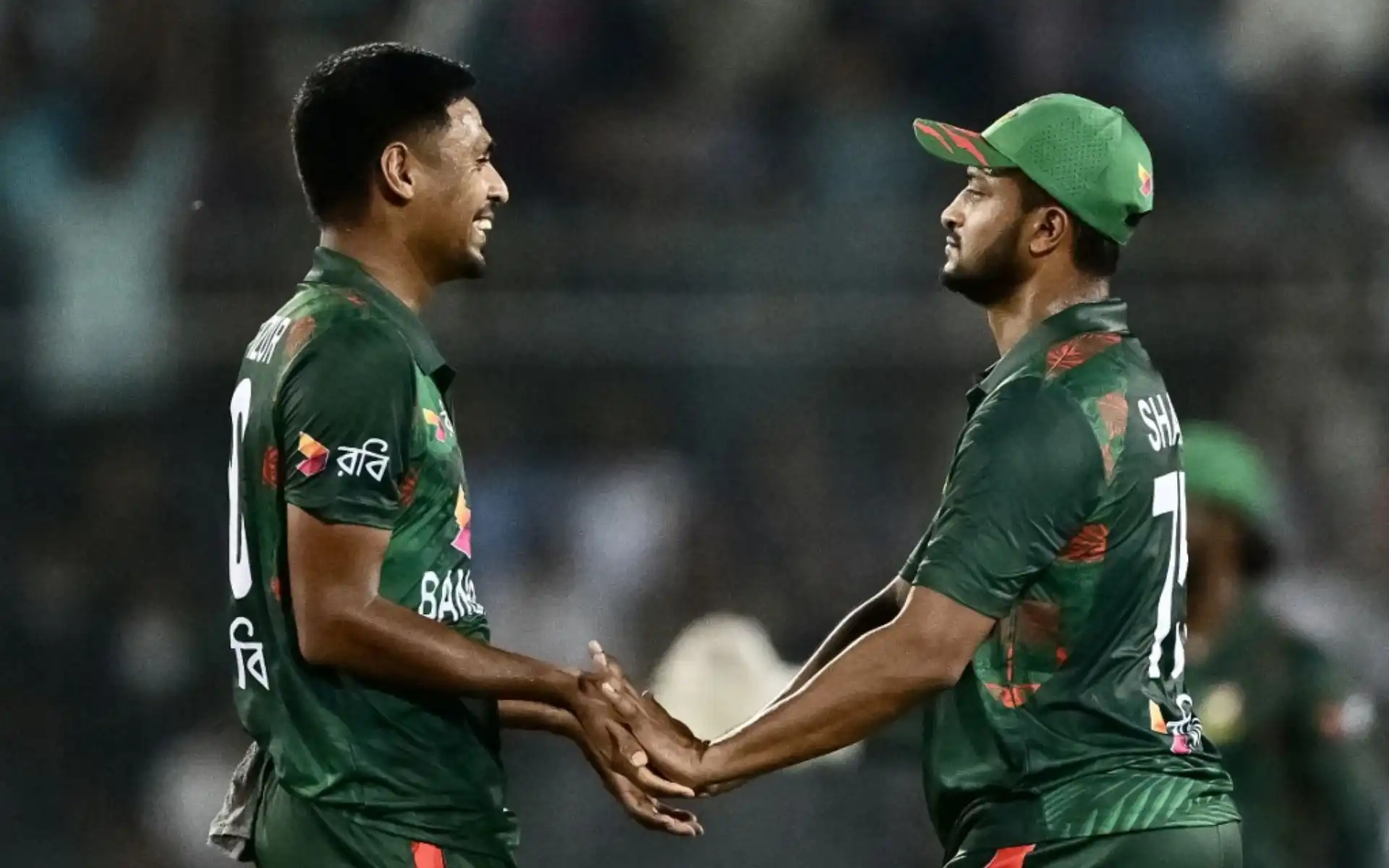Shakib Al Hasan, Mustafizur Rahman celebrating a wicket (X.com)