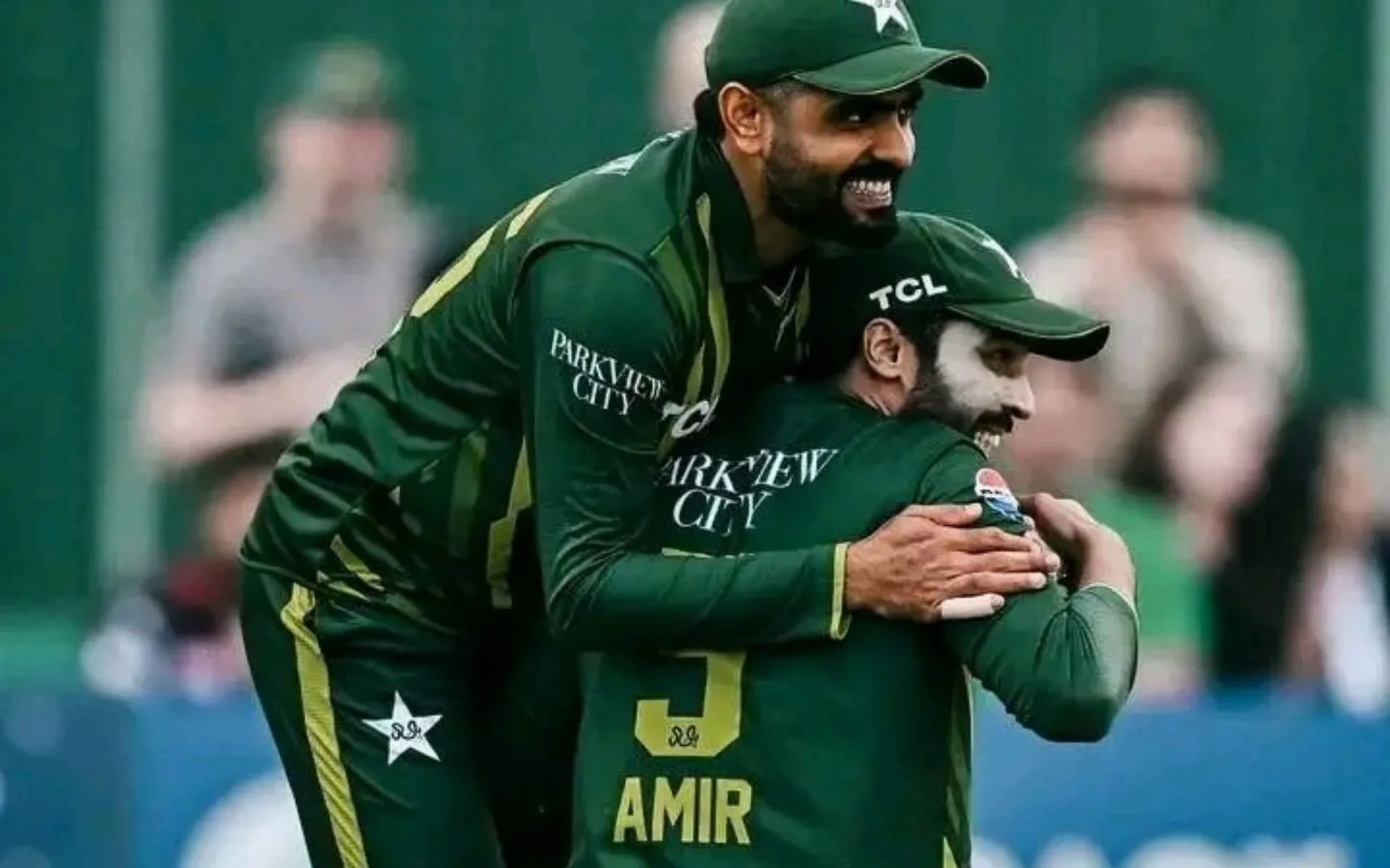 PAK captain Babar Azam celebrates dismissal with Mohammad Amir vs IRE (X.com)