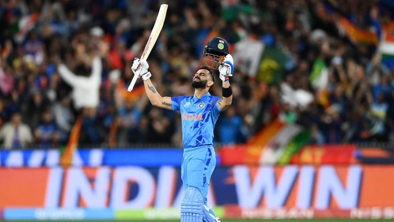 Kohli scored 82* against Pakistan in T20 WC 2022 [X]