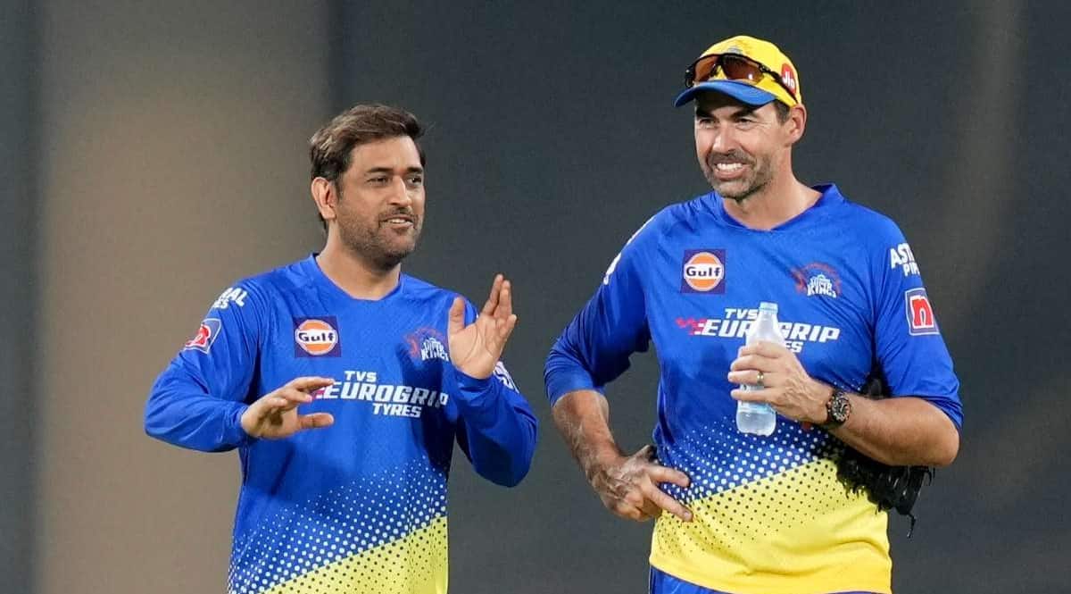 MS Dhoni and Stephen Fleming [x.com]