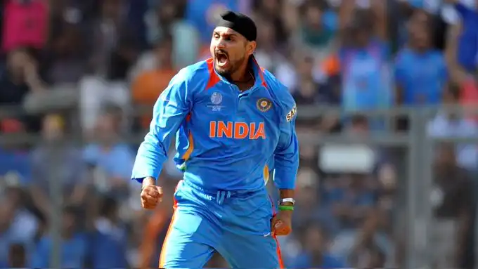 Harbhajan Singh Eyes India Head Coach Role [x.com]
