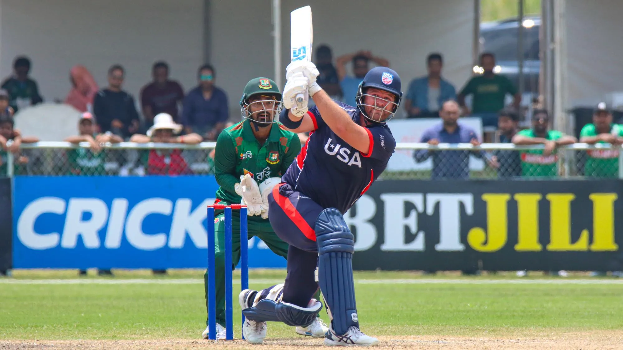Anderson in action Vs Bangladesh [X]