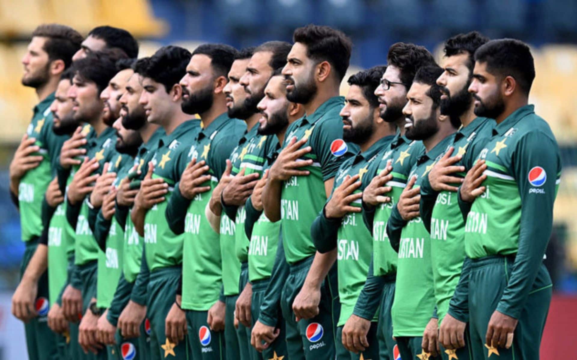 Pakistan players standing in cue (x.com)