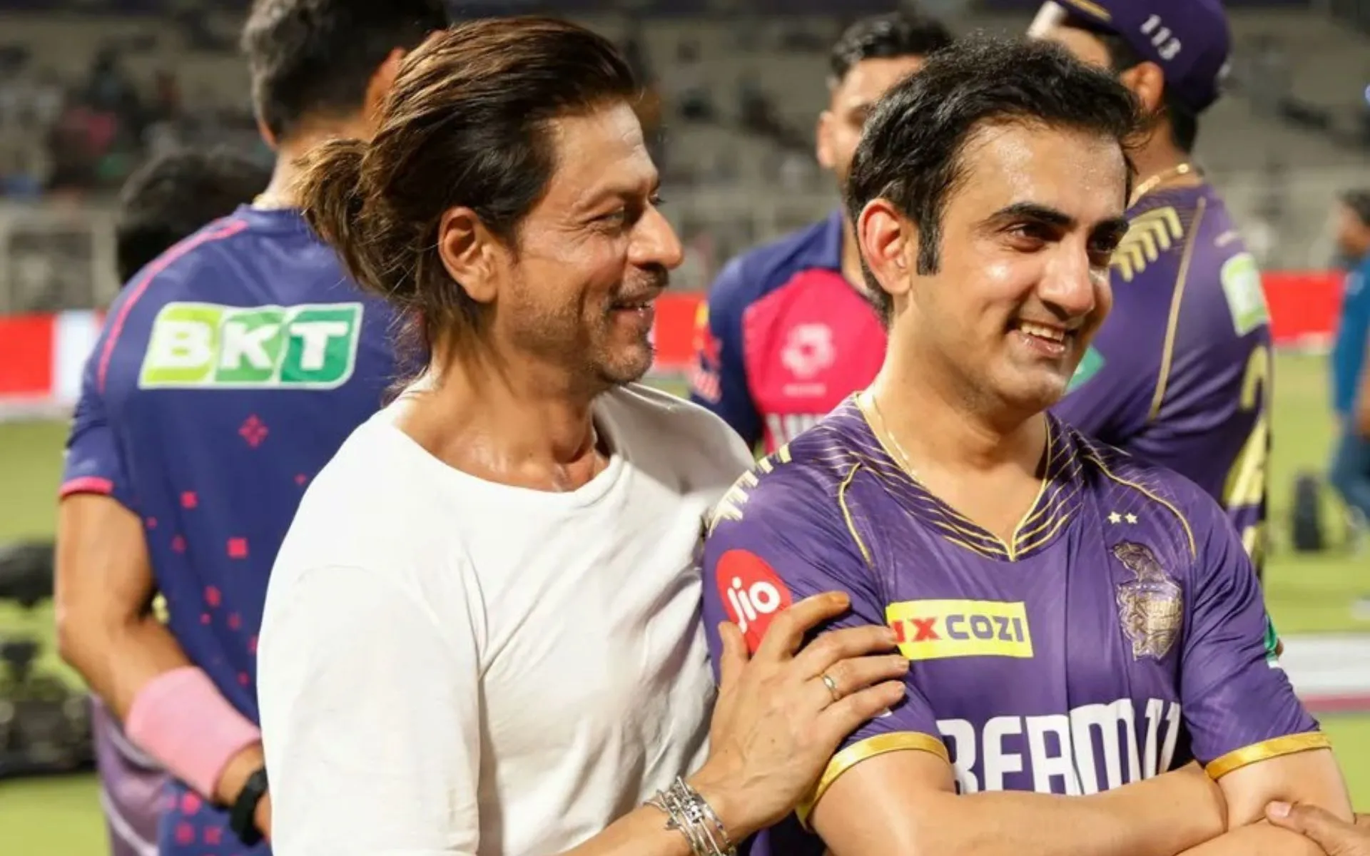 Shah Rukh Khan and Gautam Gambhir (x.com)
