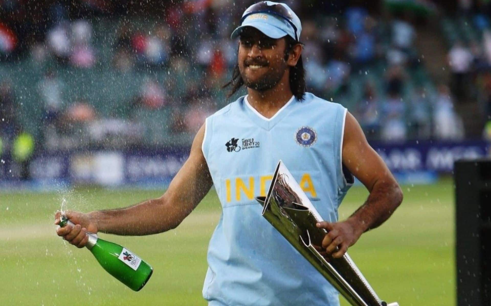 MS Dhoni with the ICC T20 World Cup trophy [X.com]