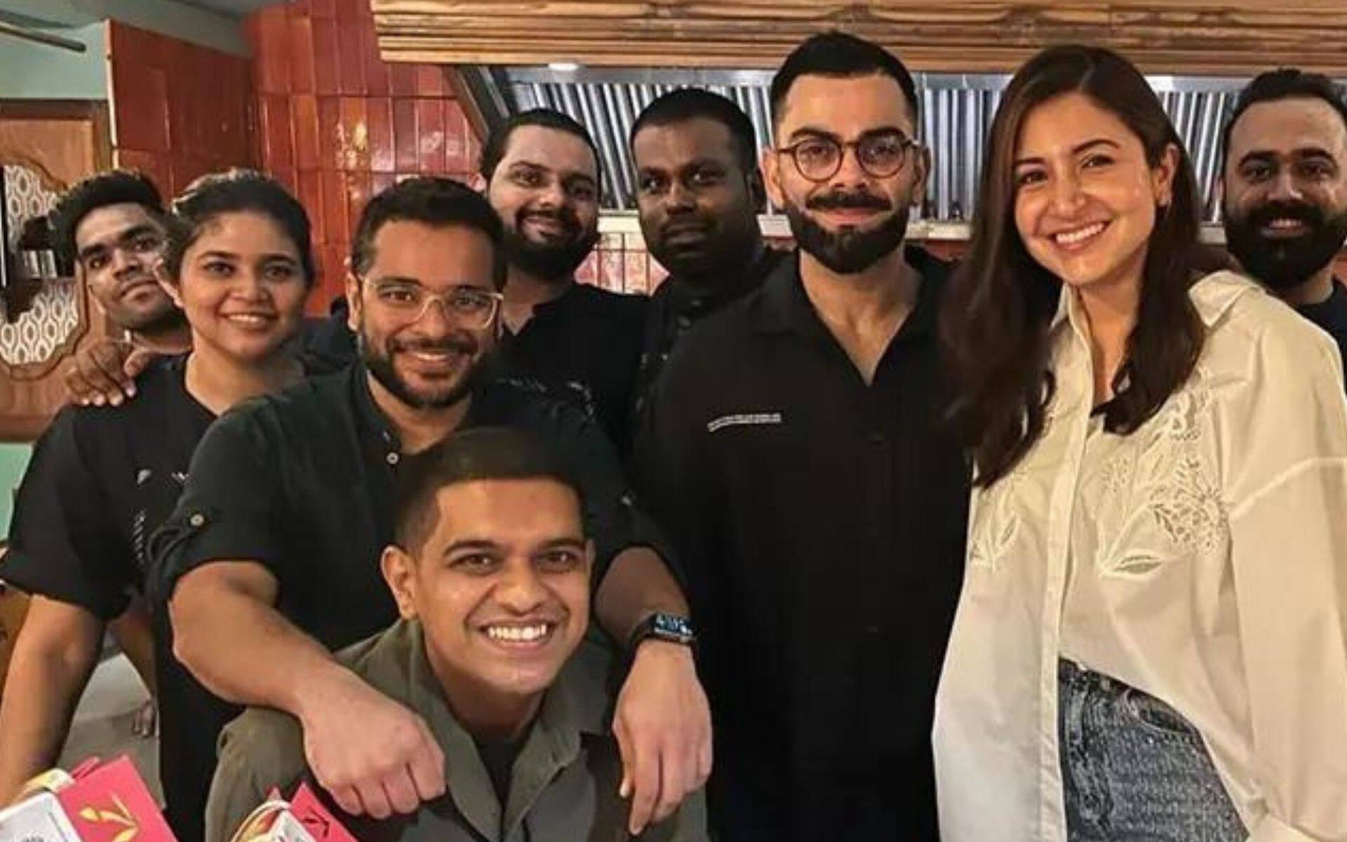 Virat Kohli and Anushka Sharma during the dinner with friends (X)